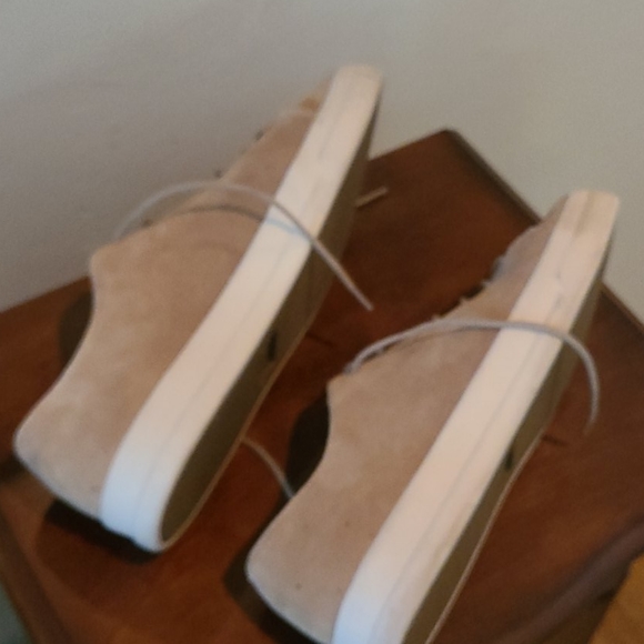 New! Ashton Grey Collection 12 - Picture 4 of 7